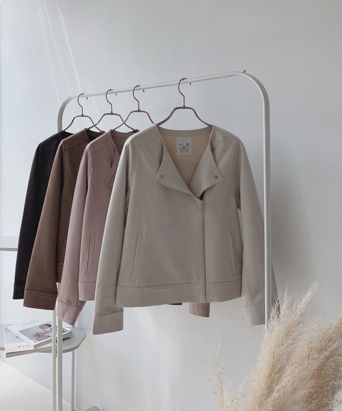 AS KNOW AS plus（アズノゥアズプラス）の「☆ポンチなライダースジャケット（ライダースジャケット・レディース・ピンク/モカ/アイボリー/スミクロ/グレイッシュベージュ・FREE）」の9枚目の写真