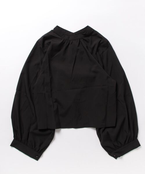 clear（クリア）の「無地柄アソートマルチWAYボリュームスリーブブラウス[オフィスカジュアル 着回し抜群 大人 カジュアル]≪2024AW≫（シャツ/ブラウス・レディース・ホワイト系その他/ブラック系その他/オフホワイト/ピンク/ベージュ/ブラック/ホワイト系その他3/ブルー系その他/グレー/ホワイト系その他2/ライトピンク/ブラック系その他2・F）」の13枚目の写真