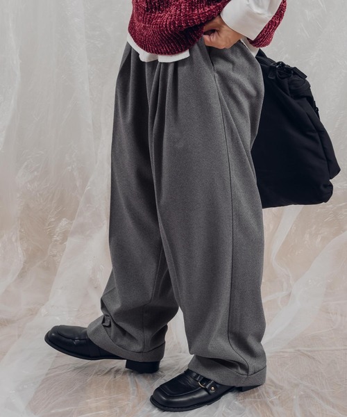 MUHET（ミュエータ）の「アソートタックパンツ（その他パンツ）」 - WEAR