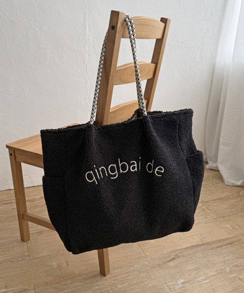 ikka(イッカ)の「ボアロゴ入りビッグトートバッグ(トートバッグ・レディース・モカ/ブラック/オフホワイト/その他1/キャメル/ブラウン/ホワイト/ダークグレー/その他2・FREE)」の8枚目の写真