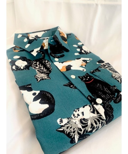 Sakka(サッカ)の「ネコ柄 フレンチブル柄 アニマル総柄シャツ 日本製(シャツ/ブラウス・メンズ・ホワイト/ブラウン/ホワイト系その他/ホワイト系その他2/グレー/キナリ/ブラック/ライトブルー/グリーン/ライトグレー/ライトブラウン/ネイビー・2/M/3/L)」の11枚目の写真