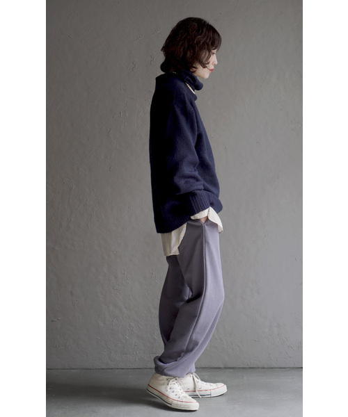 apartment department(アパートメントデパートメント)の「タートルネック ワイドプルオーバー(ニット/セーター・レディース・アイボリー/ブルー/ブラック/レッド/ライトブラウン/グリーン/ベージュ/ネイビー・M)」の15枚目の写真
