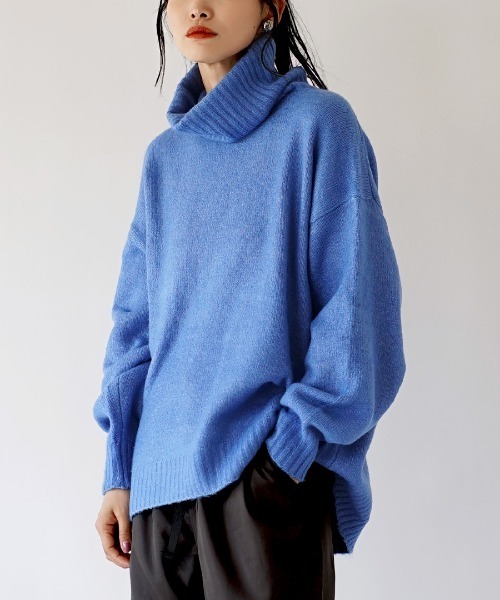 apartment department(アパートメントデパートメント)の「タートルネック ワイドプルオーバー(ニット/セーター・レディース・アイボリー/ブルー/ブラック/レッド/ライトブラウン/グリーン/ベージュ/ネイビー・M)」の8枚目の写真