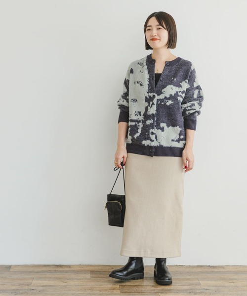 ITEMS URBANRESEARCH（アイテムズ アーバンリサーチ）の「ジャガードクルーネックカーディガン（カーディガン/ボレロ・レディース・グレー/チャコールグレー/ブラウン・FREE）」の15枚目の写真