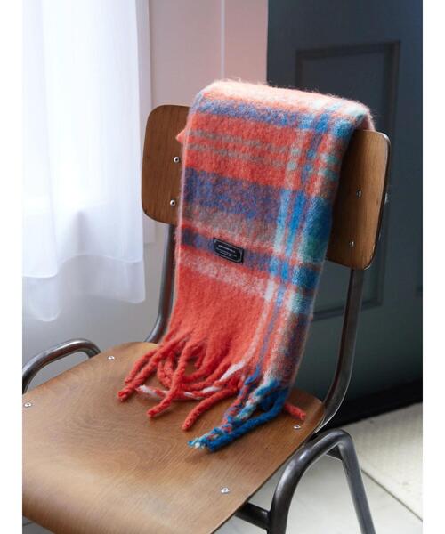 AMERICAN HOLIC（アメリカンホリック）の「シャギーBIGマフラー（マフラー・レディース・ライトグレー/イエロー/ブルー/オレンジ/ブラック・FREE）」の17枚目の写真