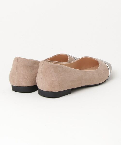 LibertyDoll(リバティードール)の「Liberty doll/ポインテッド トゥキャップ パンプス(1181)(パンプス・レディース・ブラック/グレイッシュベージュ/パイソン/ブラック系その他/アイボリー・SS/M/LL/L/S/3L)」の6枚目の写真