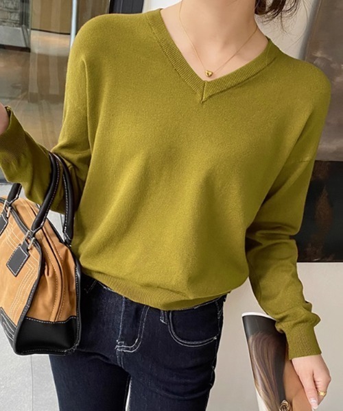 COCOMOMO（ココモモ）の「【10色展開】 Vネックニット シンプルベーシック やわらか カラーニット長袖トップス（ニット/セーター・レディース・ブラウン/ブラック/アイボリー/ホワイト/ピンク/ベージュ/グリーン/イエロー系/ネイビー/ワイン・FREE）」の8枚目の写真