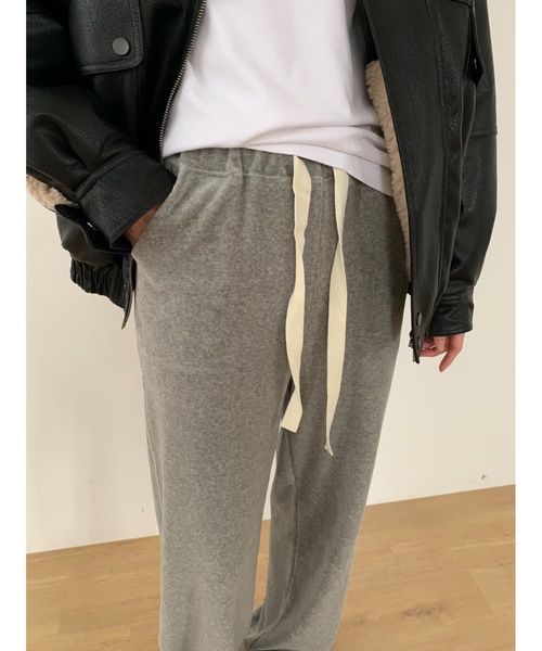 Didot.showroom（ディドット ショールーム）の「【DIDOT.】ベロアスウェットパンツ（スウェットパンツ・レディース・ブラック/ベージュ/ブラウン/ヘザーグレー・FREE）」の6枚目の写真