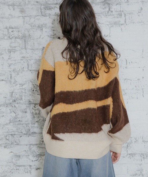 LAKOLE(ラコレ)の「7ゲージジャガードプルオーバー / 997046(ニット/セーター・レディース・レッド系その他/ブルー系その他/ブラウン系その他/パープル系その他・MEDIUM/SMALL)」の12枚目の写真