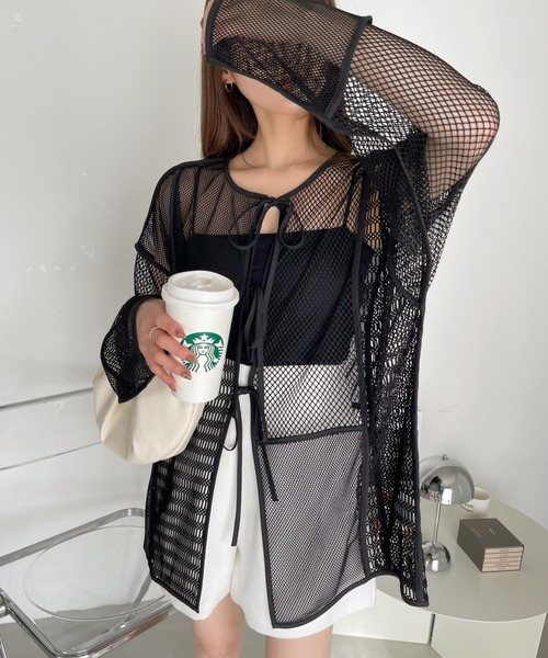 Ada.(エイダ)の「前後2WAY メッシュ ブロッキング カーディガン トップス(カーディガン/ボレロ・レディース・ブラック/アイボリー・FREE)」の15枚目の写真