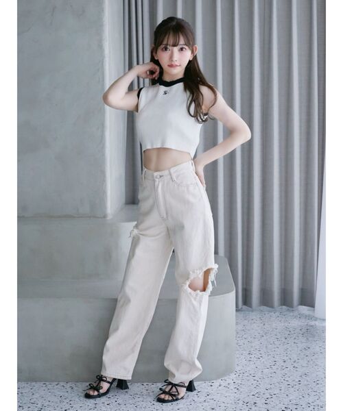 EATME（イートミー）の「カットアウトデニムワイドパンツ（デニムパンツ・レディース・ブラック/ブルー/アイボリー・SMALL/MEDIUM）」の11枚目の写真