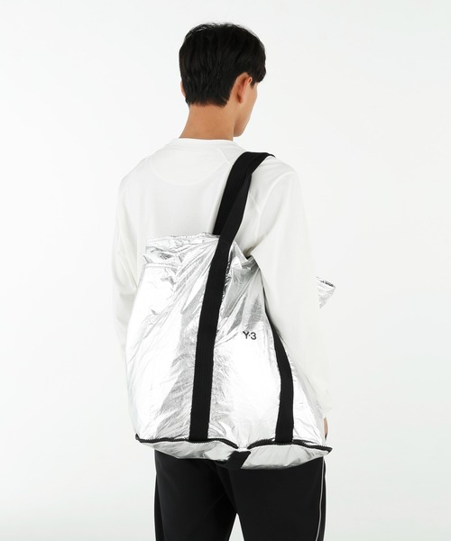 （希少品）Y-3 ワイスリー　アートプリント ショルダートートバッグ　ホワイト白 Y-3（ワイスリー）の「Y-3 BEACH TOTE（トートバッグ）」 - WEAR