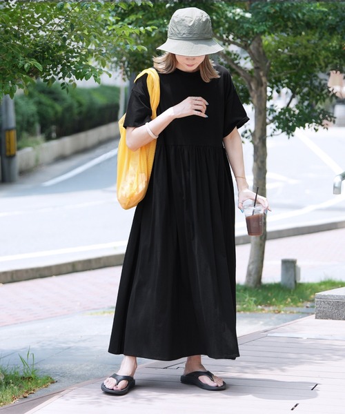 定価10万円位になります。ひざたけくらいになるワンピースです 定価10位になります。ひざたけくらいになるワンピースです
