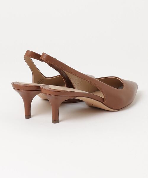 Lolah バーニッシュド レザー バックストラップ パンプス