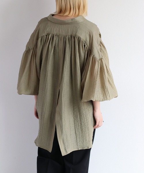 cepo(セポ)の「バックスリットシアービッグシャツ(シャツ/ブラウス・レディース・カーキ/オフホワイト/オレンジ・M)」の18枚目の写真