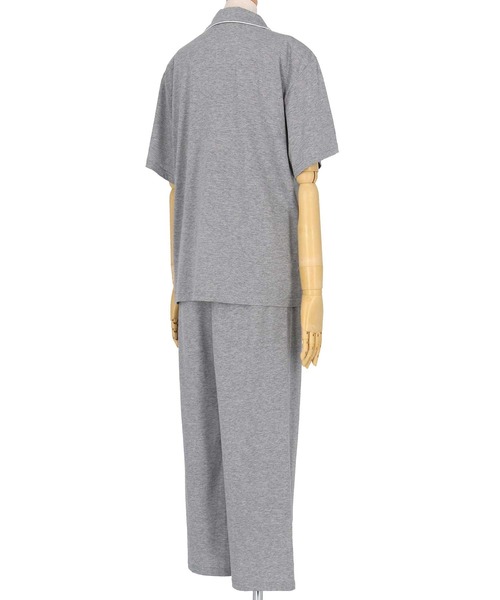 une nana cool(ウンナナクール)の「MADE WITH LIBERTY FABRIC 綿混ソフト天竺 半袖パジャマ(ルームウェア/パジャマ・レディース・フレッシュイエロー/フューシャピンク/ボルドー/アイボリー/オレンジ/グレー/ネイビー/サックスブルー・M/L)」の14枚目の写真