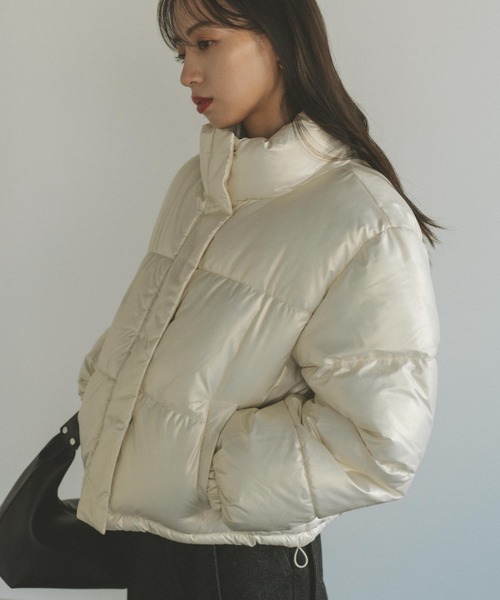 VANNIE U（ヴァニーユー）の「ドロスト中綿ショートコート（ブルゾン・レディース・ピンク/ホワイト/ブラック・FREE）」の16枚目の写真