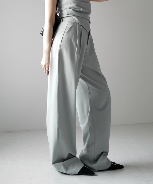 セットアップ 】ストラップリボンベアトップビスチェ ＆ ツータック