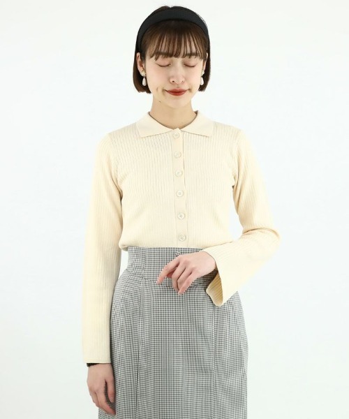 an another angelus(アンアナザーアンジェラス)の「ワイドスリーブ衿付きニットカーディガン/ananotherangelus/fint フィント(カーディガン/ボレロ・レディース・レッド/ライトイエロー/ブルーグリーン・FREE)」の4枚目の写真