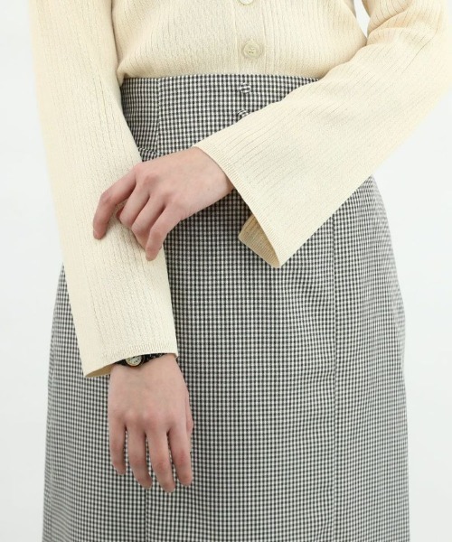 an another angelus(アンアナザーアンジェラス)の「ワイドスリーブ衿付きニットカーディガン/ananotherangelus/fint フィント(カーディガン/ボレロ・レディース・レッド/ライトイエロー/ブルーグリーン・FREE)」の9枚目の写真