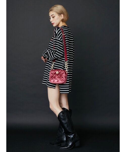 EVRIS（エヴリス）の「ベロアキルティングBAG（ショルダーバッグ・レディース・ピンク/ブラウン/ブルー/ブラック・FREE）」の6枚目の写真