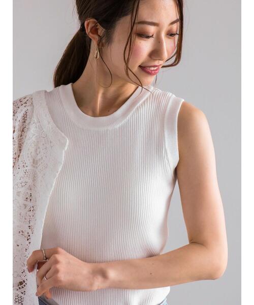 Te chichi（テチチ）の「リブニットタンクトップ(カップ付)（ニット/セーター・レディース・オフホワイト/ブラック/ブラウン・F）」の2枚目の写真