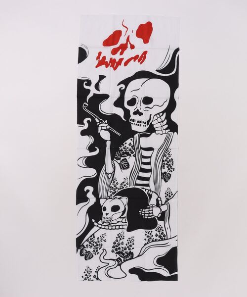 カヤ(カヤ)の「【カヤ】注染手ぬぐい 髑髏と煙管(ハンカチ/ハンドタオル・レディース・ブラック×ホワイト・FREE)」の2枚目の写真