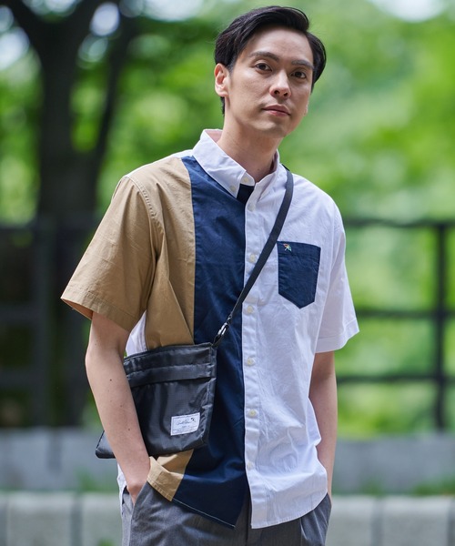 Arnold Palmer（アーノルドパーマー）の「撥水 2WAY シェア サコッシュ バッグ（ショルダーバッグ・レディース・ブラック/ベージュ・F）」の14枚目の写真