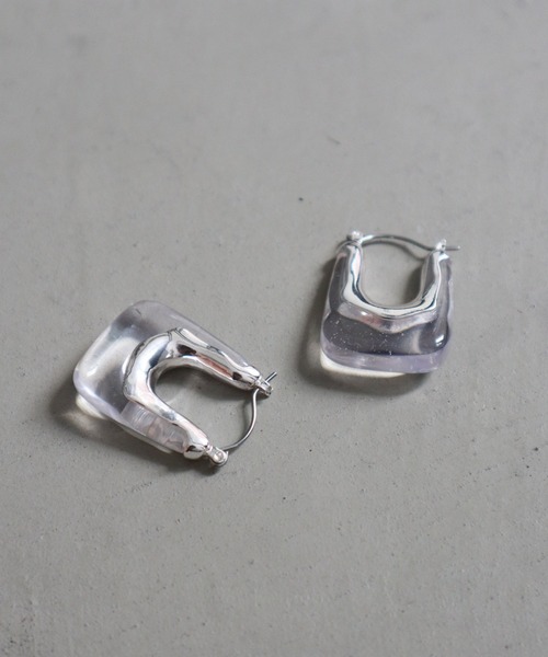 LE'RURE(リルアー)の「Icy cube metal pierce(ピアス(両耳用)・レディース・ゴールド/シルバー・FREE)」の2枚目の写真
