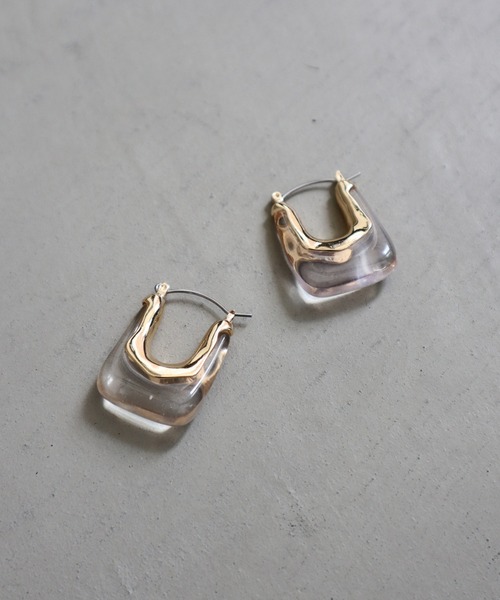 LE'RURE(リルアー)の「Icy cube metal pierce(ピアス(両耳用)・レディース・ゴールド/シルバー・FREE)」の1枚目の写真
