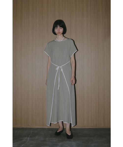 MANOF（マノフ）の「PIPING NARROW ONE PIECE（ワンピース