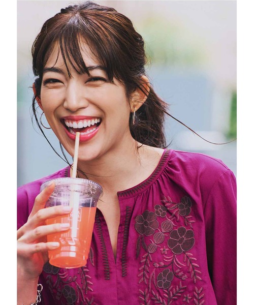 IEDIT（イディット）の「ＩＥＤＩＴ　華やかな刺しゅうが夏を彩る　コットン素材のボタニカルワンピース（ワンピース・レディース・イエロー/ピンク/グリーン・MEDIUM/LARGE/X-LARGE/XX-LARGE/XXX-LARGE/NM）」の9枚目の写真