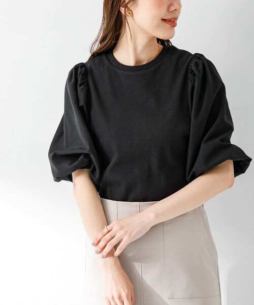 URBAN RESEARCH Sonny Label（アーバンリサーチサニーレーベル）の「パフスリーブコンビ半袖プルオーバー（Tシャツ/カットソー・レディース・オフホワイト/ブラック/ブルー・FREE）」の2枚目の写真