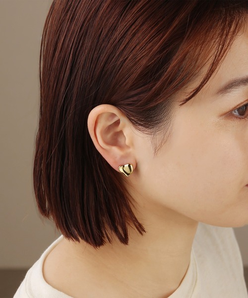 moichou（モイシュ）の「[moichou]ミニハートピアス（ピアス（両耳用）・レディース・ゴールド/シルバー・ONE SIZE）」の3枚目の写真