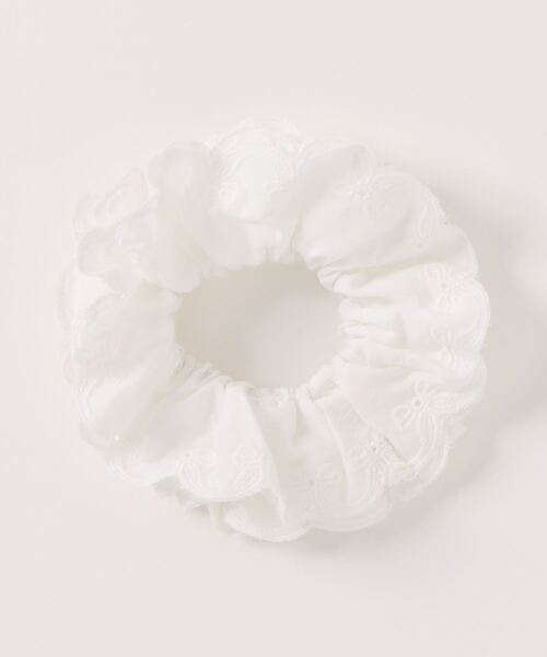 Mayree(メイリー)の「【urge select】リボン刺繍 フリル ボリューム シュシュ(シュシュ・レディース・ブルー/ホワイト/ピンク/イエロー・FREE)」の6枚目の写真