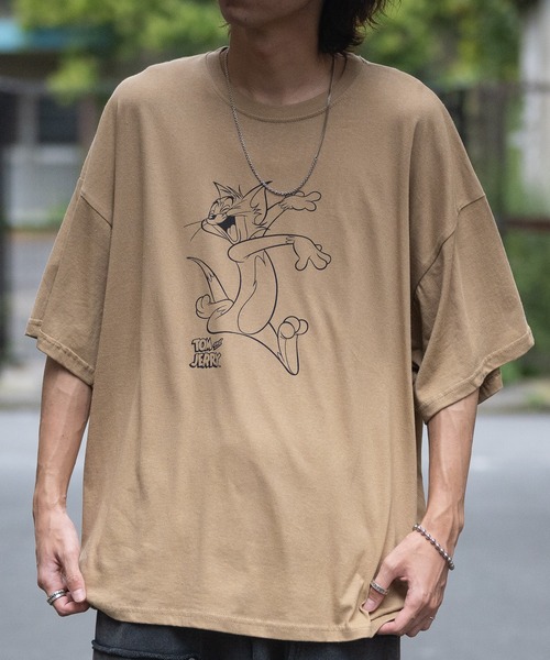 Tom&Jerry(トムアンドジェリー)の「【40I】〔Tom & Jerry/トム & ジェリー〕イラストプリント オーバーサイズ 半袖Tシャツ(Tシャツ/カットソー・メンズ・ベージュ系2/ライトグリーン系1/パープル系1/ホワイト系1/ブラウン系1/ブラウン系2/ライトグリーン系2/ライトグリーン系3/パープル系3/パープル系2/ホワイト系3/ブラウン系3/ベージュ系1/ベージュ系3/ホワイト系2・MEDIUM/LARGE/X-LARGE)」の9枚目の写真