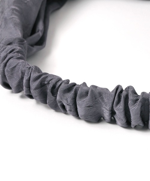 studio CLIP（スタディオクリップ）の「クロスボリュームターバン（ヘアバンド・レディース・チャコール/ベージュ/カーキ・FREE）」の4枚目の写真