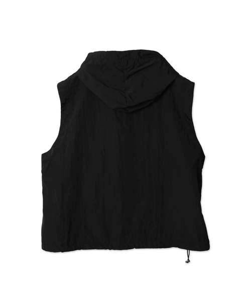 Figments（フィグメンツ）の「ナイロンノースリーブパーカー（ベスト・レディース・ブラック/ホワイト・FREE）」の19枚目の写真