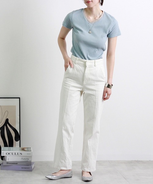 Fizz（フィズ）の「【Fizz/フィズ】　配色ワイドリブ　Vネック半袖プルオーバー（Tシャツ/カットソー・レディース・アイボリー/ブラウン/杢グレー/ベージュ/サックスブルー/ブラック・L/M）」の16枚目の写真
