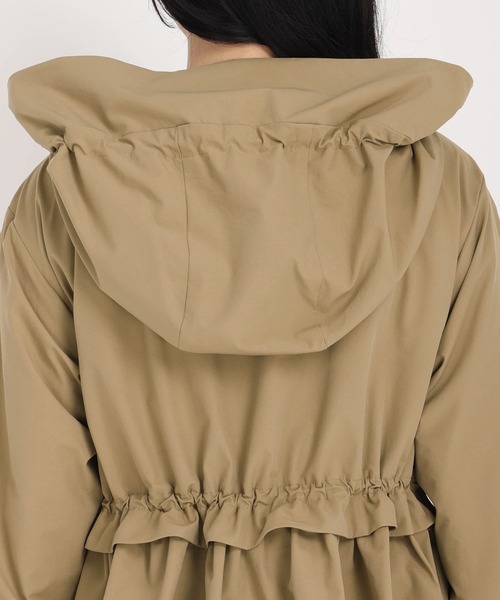 STRAWBERRY-FIELDS（ストロベリーフィールズ）の「ドロストフリルマウンテンパーカー（マウンテンパーカー・レディース・キャメル/グレー系その他/ブラック・2）」の7枚目の写真