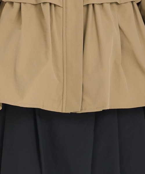 STRAWBERRY-FIELDS（ストロベリーフィールズ）の「ドロストフリルマウンテンパーカー（マウンテンパーカー・レディース・キャメル/グレー系その他/ブラック・2）」の9枚目の写真