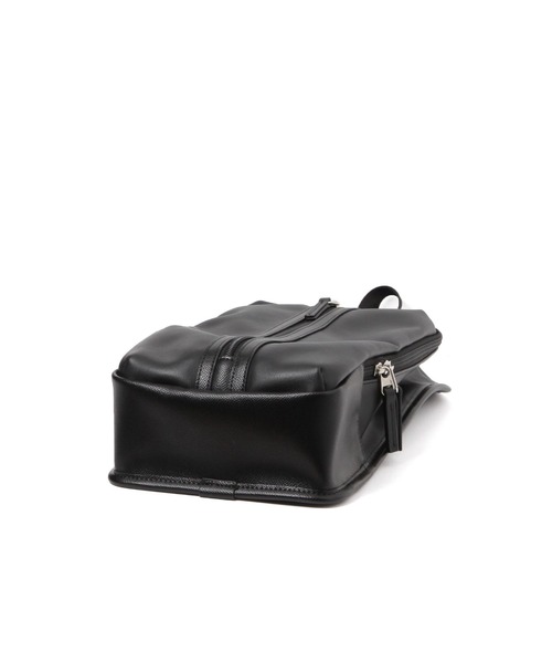 LAKOLE（ラコレ）の「フェイクレザーたて型ボディバッグ / 132227（ボディバッグ/ウエストポーチ・メンズ・ネイビー/ブラック/グレー・FREE）」の11枚目の写真