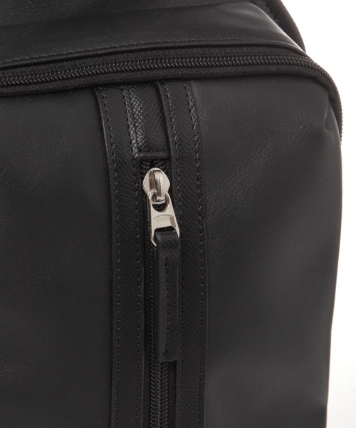 LAKOLE（ラコレ）の「フェイクレザーたて型ボディバッグ / 132227（ボディバッグ/ウエストポーチ・メンズ・ネイビー/ブラック/グレー・FREE）」の13枚目の写真