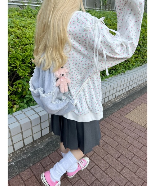 WC（ダブル シー）の「フリルレーススウェットナップサック（バックパック/リュック・レディース・ピンク/グレー・FREE）」の9枚目の写真