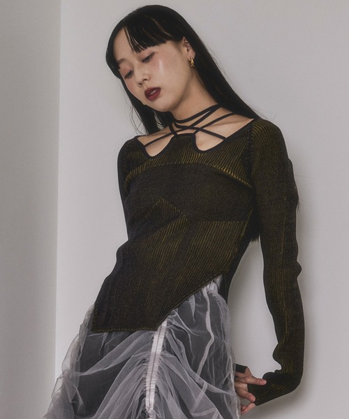 Ezick（エジック）の「2way code neckイレリブ配色ニット（ニット/セーター・レディース・ブラック/ボルドー/グレー/ネイビー/パープル/ワインレッド/パープル系その他・FREE）」の4枚目の写真