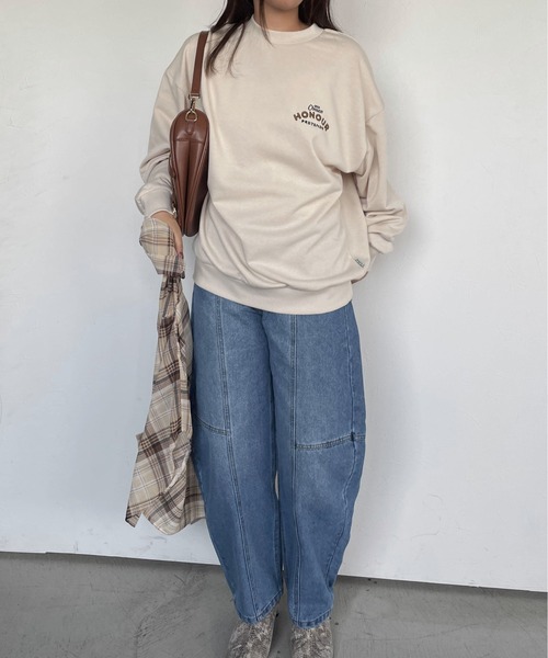 ENIM BY VICKY(エニムバイビッキー)の「ネコ刺繍オーバーサイズゆるスウェット《洗濯機で洗える》(Tシャツ/カットソー・レディース・オフホワイト/チャコールグレー/カーキ/アイボリー/ダークグレー/ホワイト系その他・M)」の11枚目の写真
