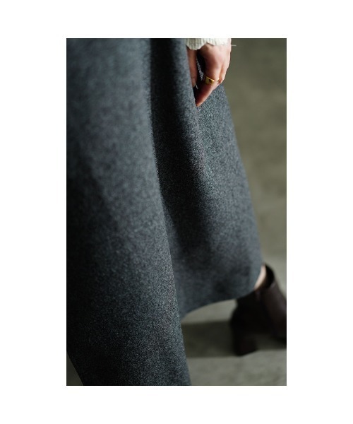 Sawa a la mode(サワアラモード)の「微起毛キーネック重ね着ワンピース(ワンピース・レディース・ブラック/グレー・FREE)」の15枚目の写真