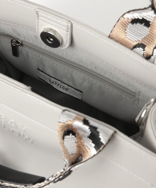 BAYFLOW（ベイフロー）の「[多ポケットで便利]レオパードテープフェイクレザートート（ハンドバッグ・レディース・ブラック/ライトグレー/ベージュ/ブラウン系その他・FREE）」の15枚目の写真