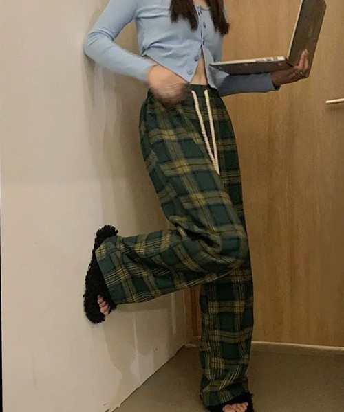 almo(アルモ)の「チェックワイドパンツ(NEZ)(その他パンツ・メンズ・レッド/グリーン・FREE)」の8枚目の写真
