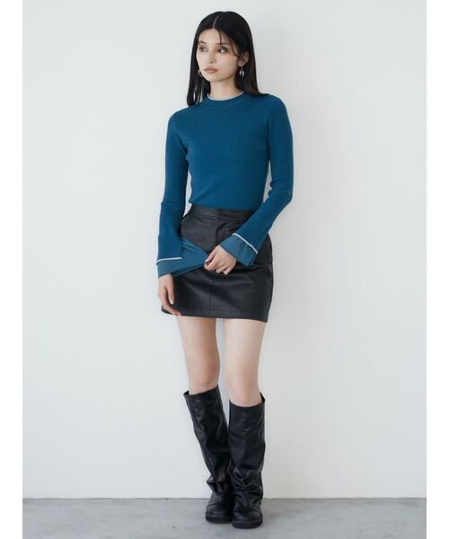 MURUA（ムルーア）の「ベルスリーブラインニット（ニット/セーター・レディース・ブラック/アイボリー/ブルー・FREE）」の8枚目の写真